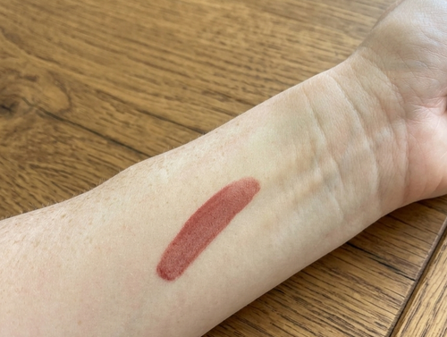 Tinted Lip Gloss w/ Lanolin Oil